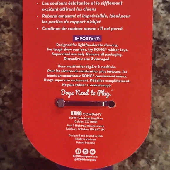 KONG Squeezz Stick Fetch Dog Toy - Purple - Large new w tag play fetch - Picture 9 of 9